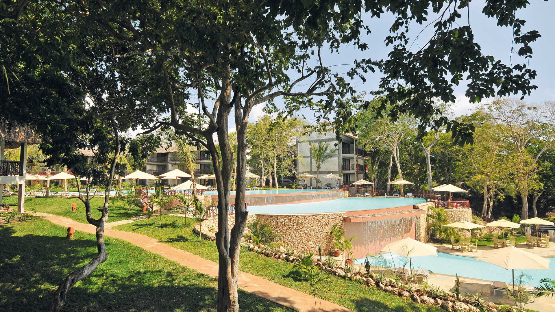 baobab-beach-resort-diani3