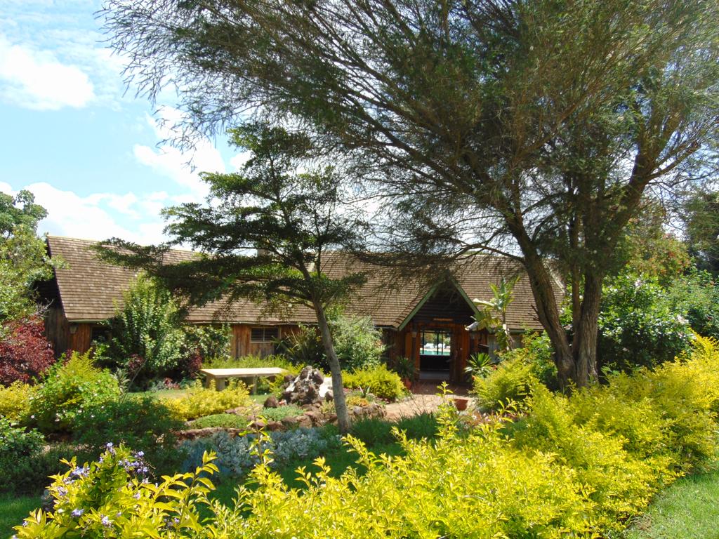 Naro_Moru_River_Lodge3