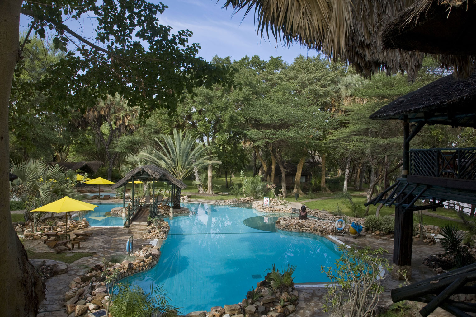 sarovashaba-swimming_pool_large