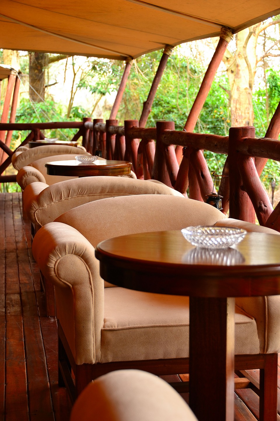 Kiboko-Luxury-Camp-Terrace-1